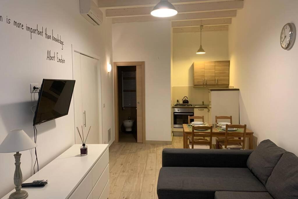 Casa Morola Monolocale Trani Exterior foto